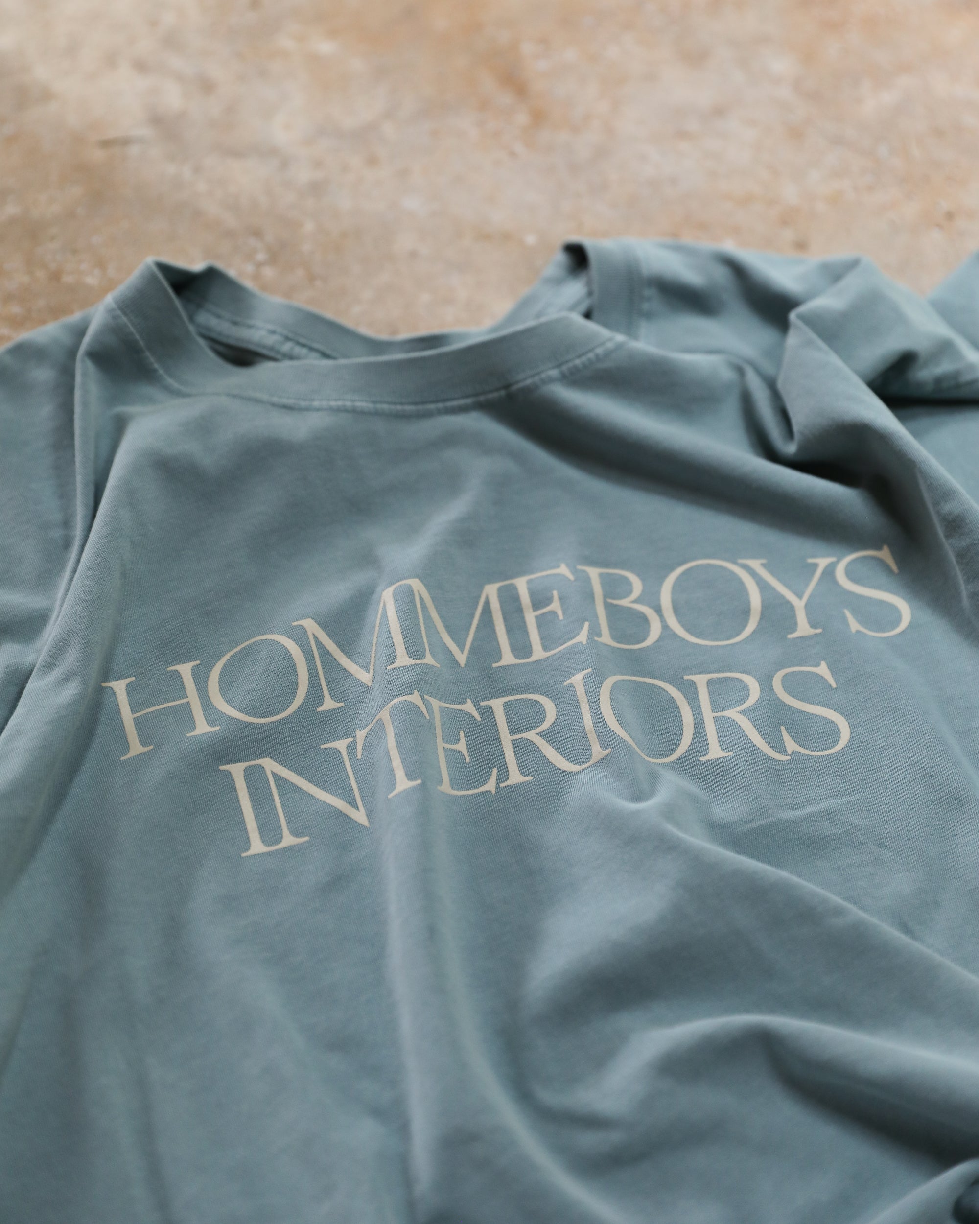 hommeboys t shirt in slate blue closeup detail