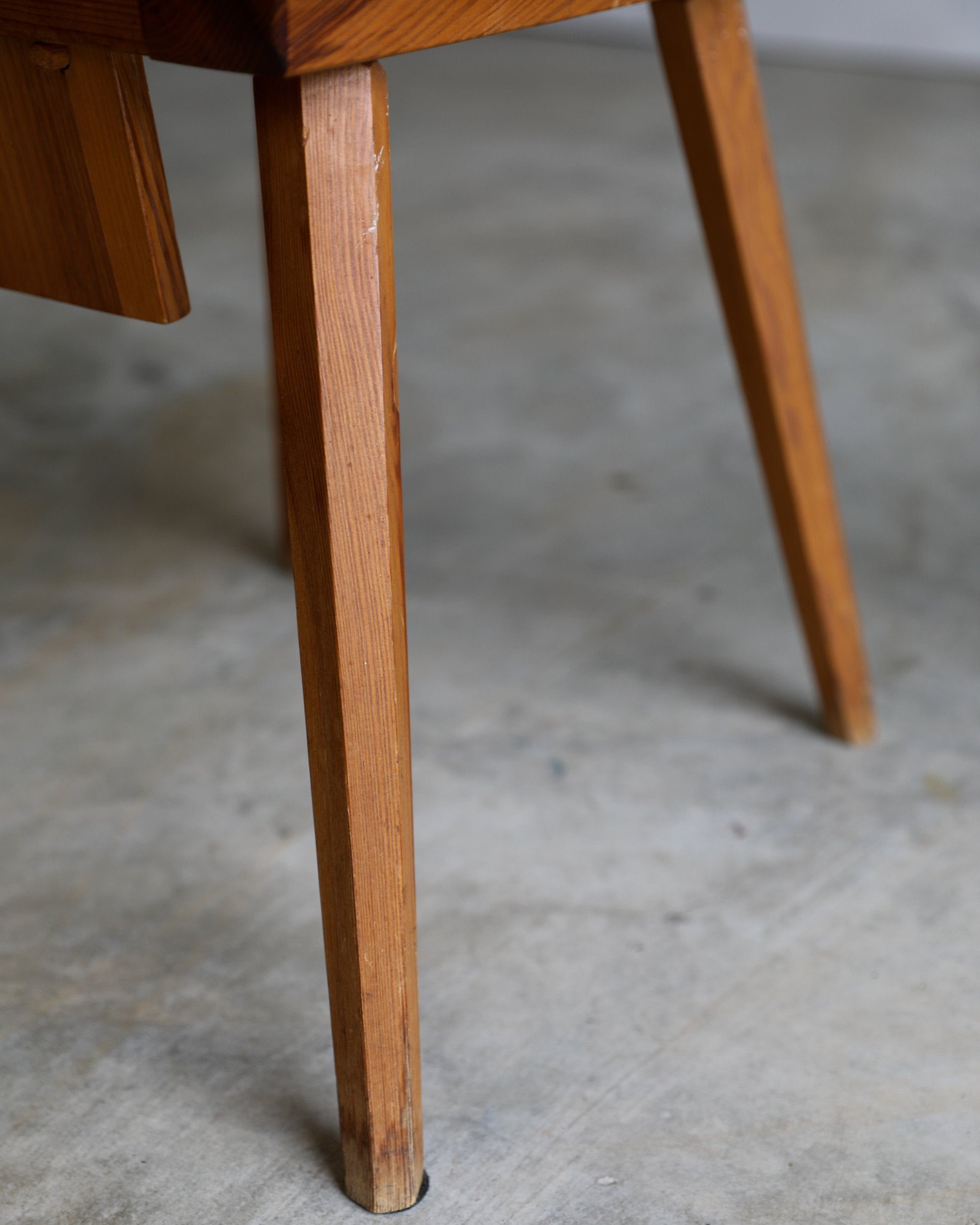 vintage mid-century carved wooden folk chair accent chair or dining chair pair leg detail