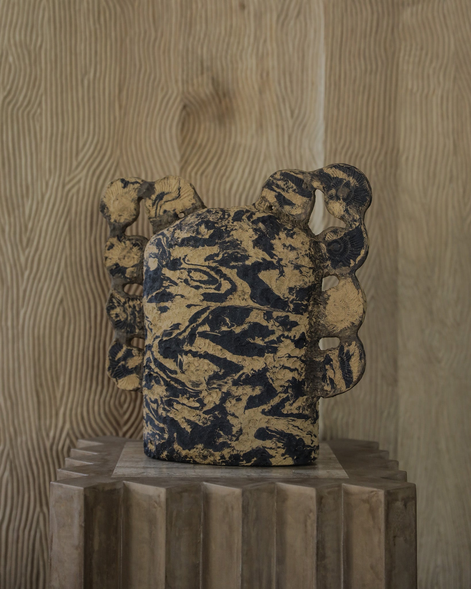 Marbled Nautilus Vase