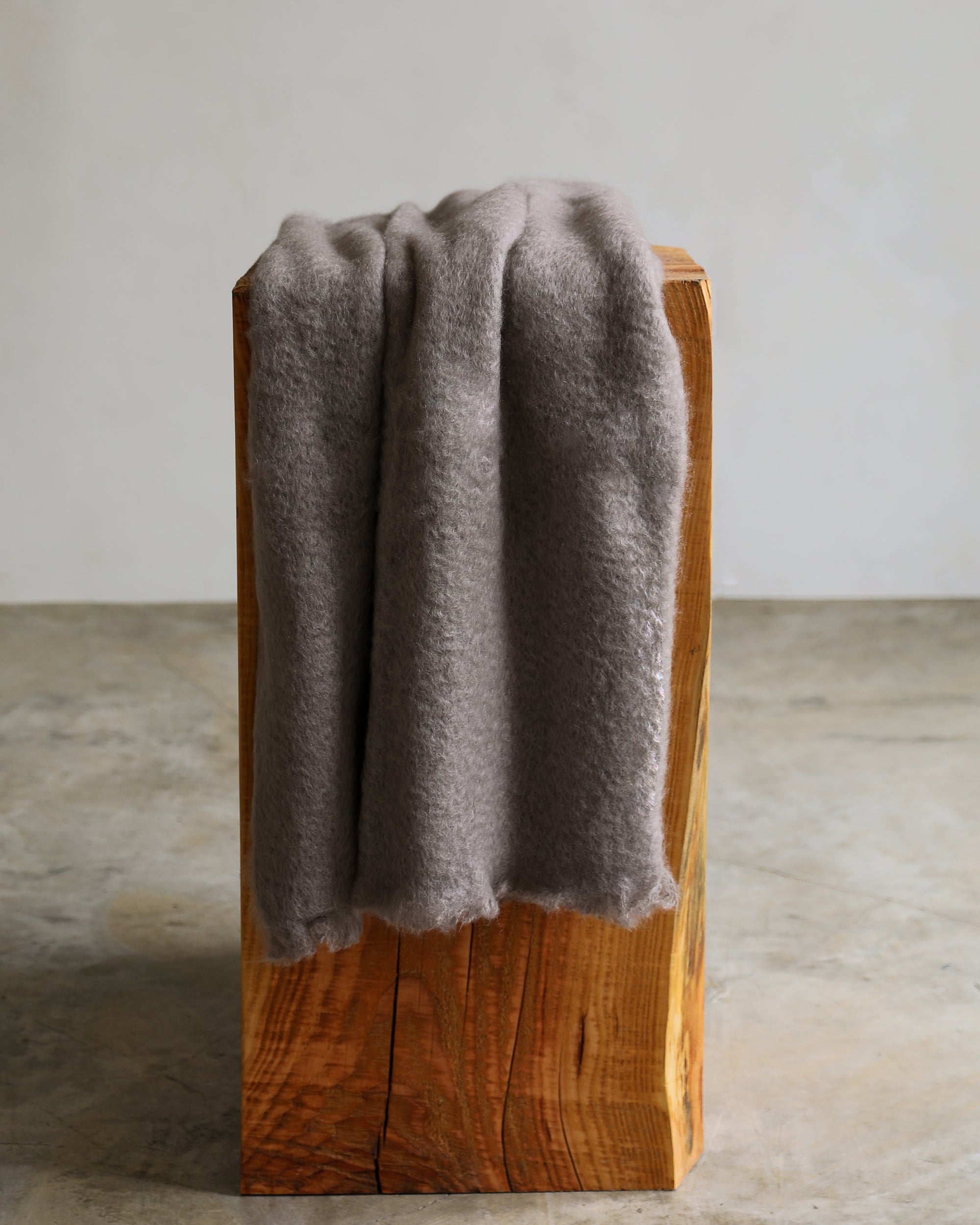 Mantas Ezcaray mushroom mohair throw blanket taupe color