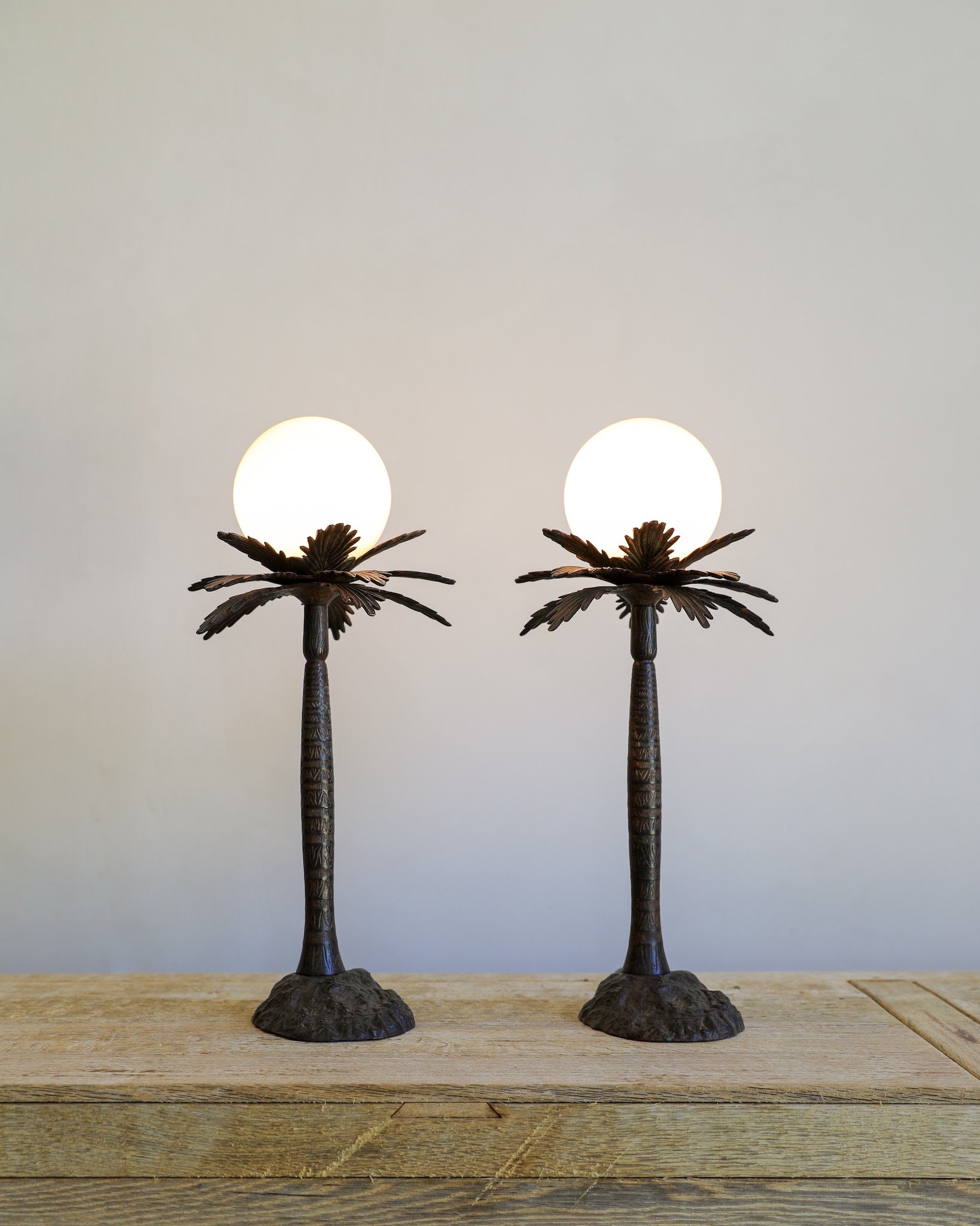 vintage hollywood regency bronze unique palm tree table lamp pair glass globe lights on detail